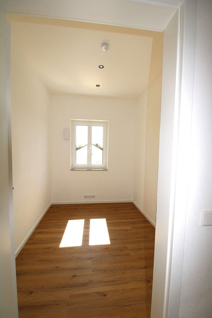Pronájem bytu 4+1 97 m², Fasanenstr. 11, Manching, Bavorsko Pronájem bytu 4+1 97 m², Fasanenstr. 11, Manching, Bavorsko