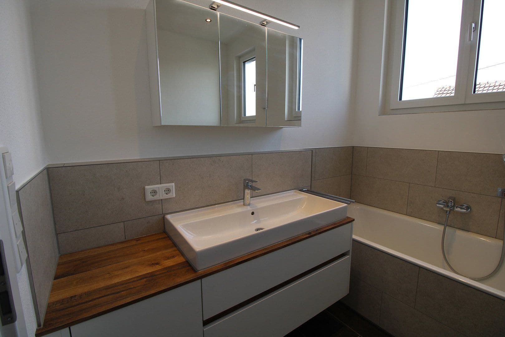 Pronájem bytu 4+1 97 m², Fasanenstr. 11, Manching, Bavorsko Pronájem bytu 4+1 97 m², Fasanenstr. 11, Manching, Bavorsko