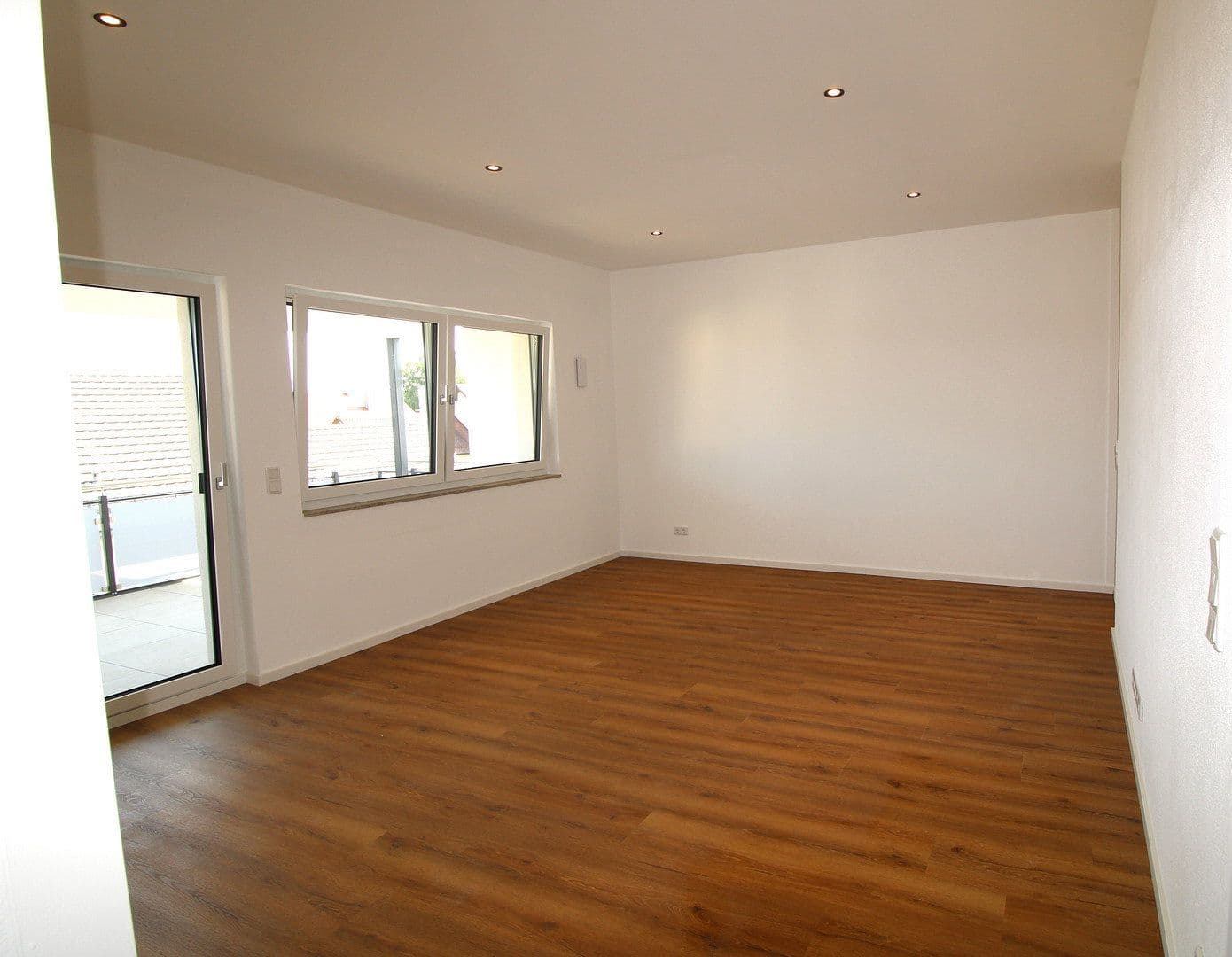Pronájem bytu 4+1 97 m², Fasanenstr. 11, Manching, Bavorsko Pronájem bytu 4+1 97 m², Fasanenstr. 11, Manching, Bavorsko