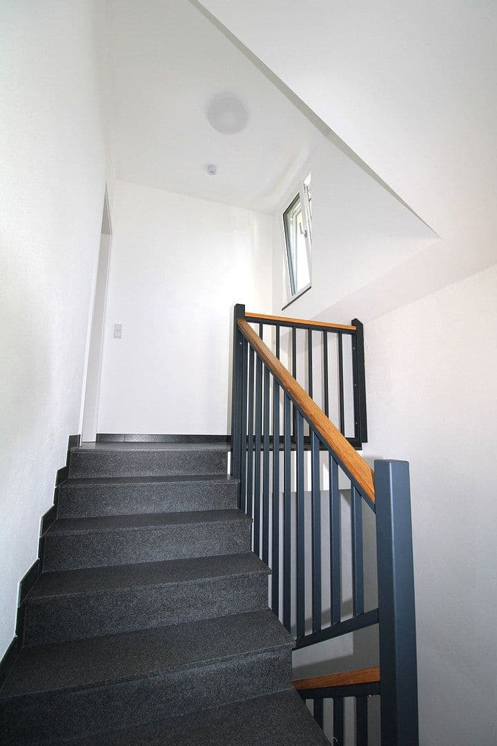 Pronájem bytu 4+1 97 m², Fasanenstr. 11, Manching, Bavorsko Pronájem bytu 4+1 97 m², Fasanenstr. 11, Manching, Bavorsko