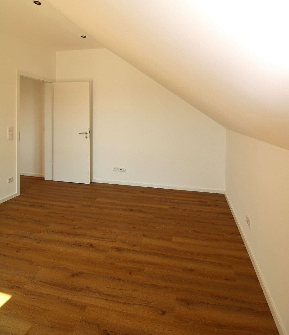 Pronájem bytu 4+1 97 m², Fasanenstr. 11, Manching, Bavorsko Pronájem bytu 4+1 97 m², Fasanenstr. 11, Manching, Bavorsko