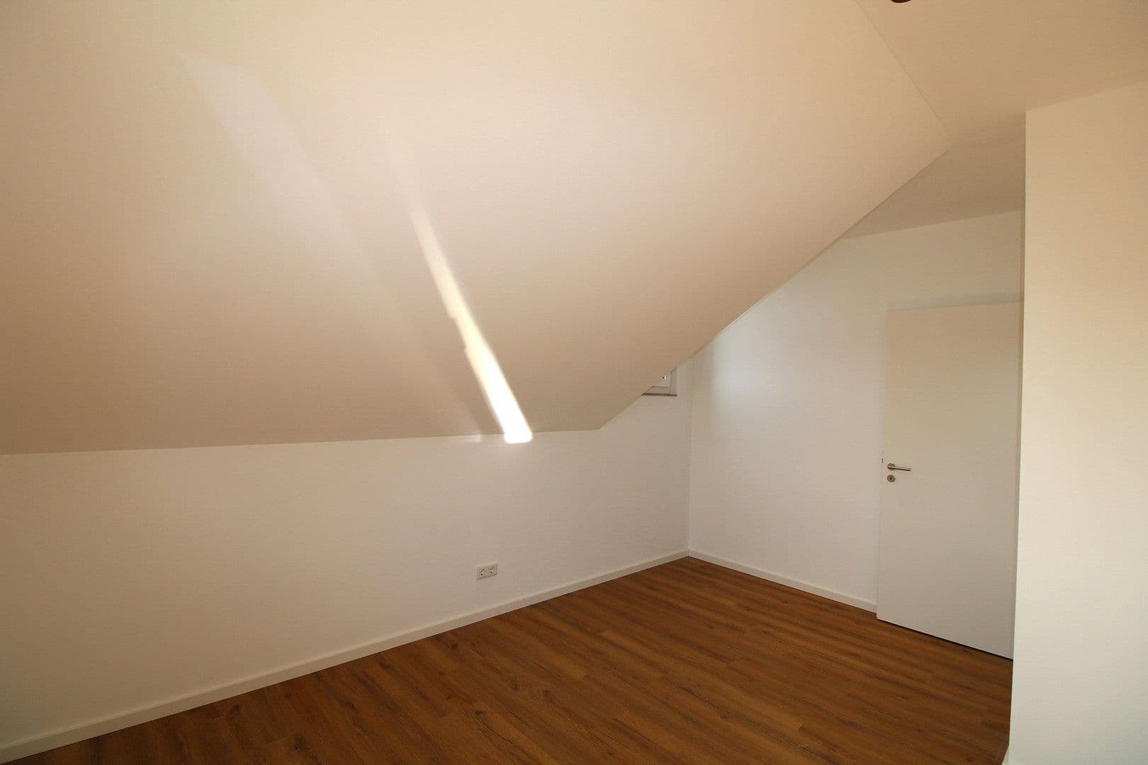 Pronájem bytu 4+1 97 m², Fasanenstr. 11, Manching, Bavorsko Pronájem bytu 4+1 97 m², Fasanenstr. 11, Manching, Bavorsko