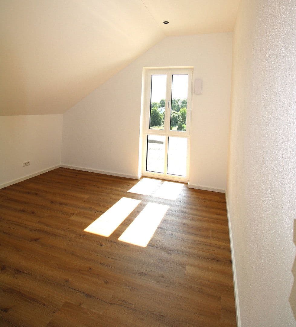 Pronájem bytu 4+1 97 m², Fasanenstr. 11, Manching, Bavorsko Pronájem bytu 4+1 97 m², Fasanenstr. 11, Manching, Bavorsko