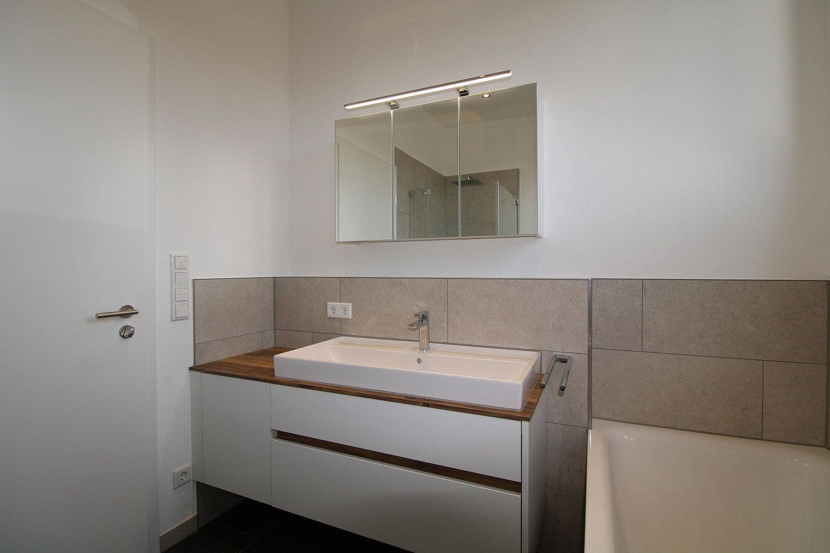 Pronájem bytu 4+1 97 m², Fasanenstr. 11, Manching, Bavorsko Pronájem bytu 4+1 97 m², Fasanenstr. 11, Manching, Bavorsko