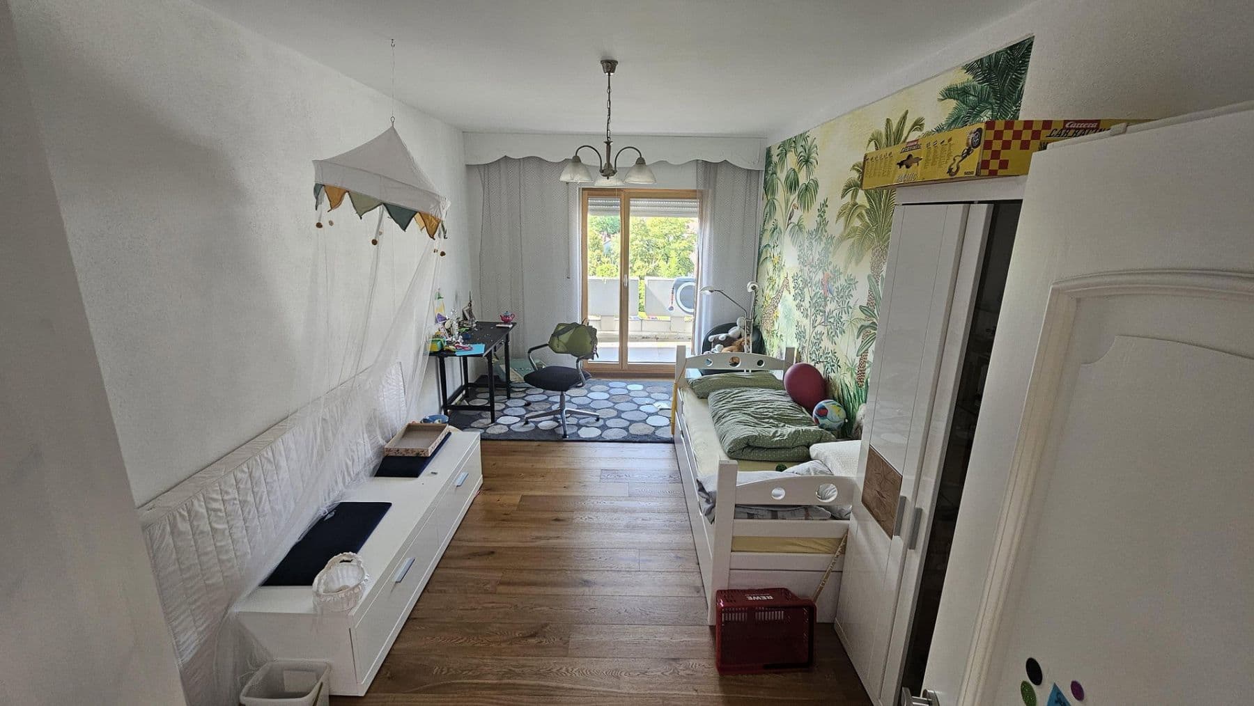 Pronájem bytu 3+kk 170 m², Rosenheim, Bavorsko Pronájem bytu 3+kk 170 m², Rosenheim, Bavorsko