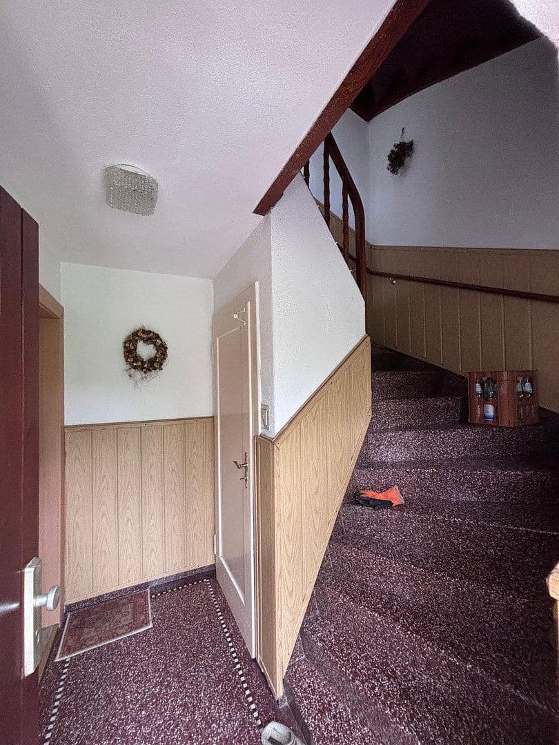 Prodej domu 100 m², pozemek 1.400 m², Braunsdorfer Straße 28, Freital, Sasko Prodej domu 100 m², pozemek 1.400 m², Braunsdorfer Straße 28, Freital, Sasko