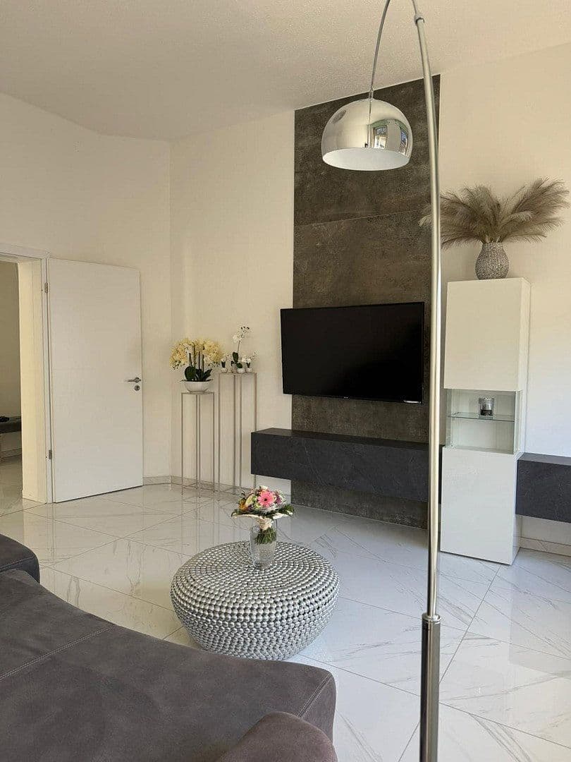 Prodej domu 475 m², pozemek 880 m², Kaiserstr. 10, Plettenberg, Severní Porýní-Vestfálsko Prodej domu 475 m², pozemek 880 m², Kaiserstr. 10, Plettenberg, Severní Porýní-Vestfálsko