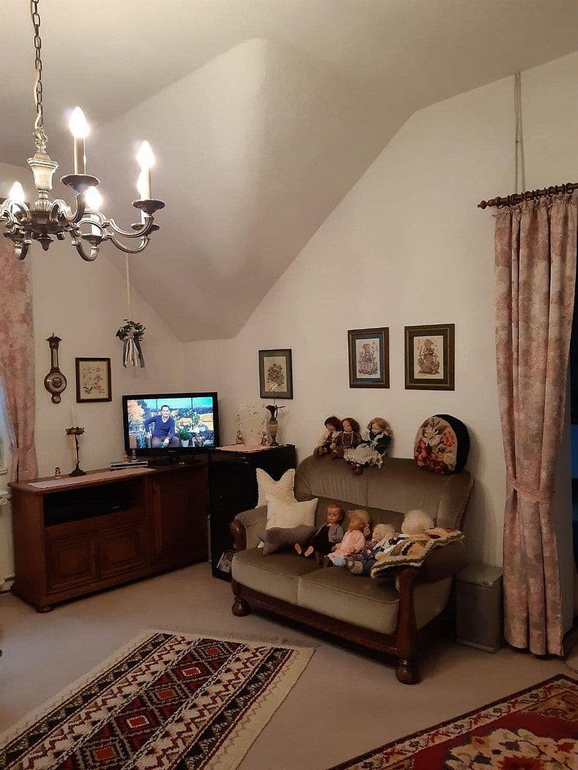 Prodej domu 475 m², pozemek 880 m², Kaiserstr. 10, Plettenberg, Severní Porýní-Vestfálsko Prodej domu 475 m², pozemek 880 m², Kaiserstr. 10, Plettenberg, Severní Porýní-Vestfálsko
