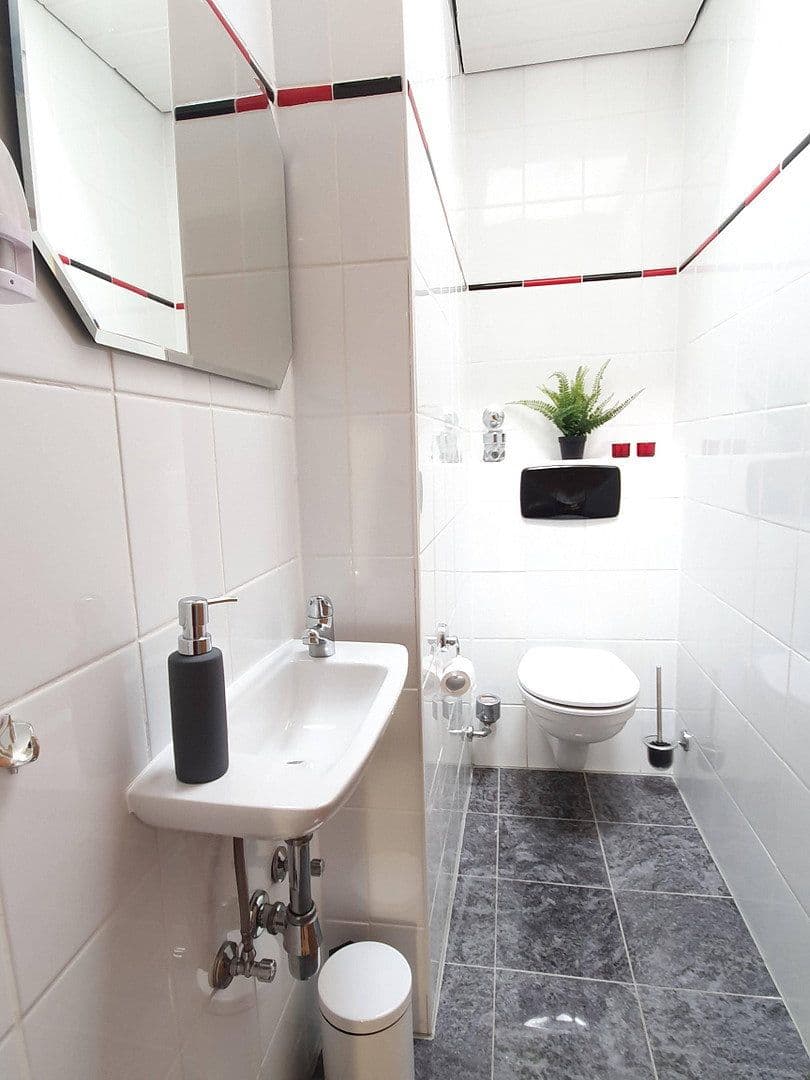Pronájem bytu 3+1 79 m², Stresemannstr. 14, Darmstadt, Hessen Pronájem bytu 3+1 79 m², Stresemannstr. 14, Darmstadt, Hessen