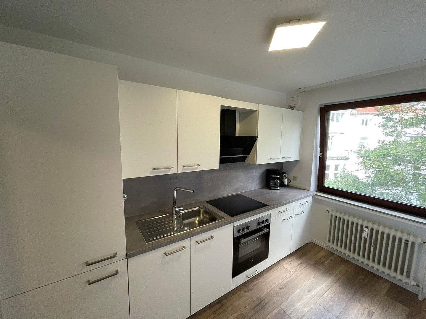 Pronájem bytu 1+1 11 m², Hermann-Böse-Straße, Bremen, Bremen Pronájem bytu 1+1 11 m², Hermann-Böse-Straße, Bremen, Bremen