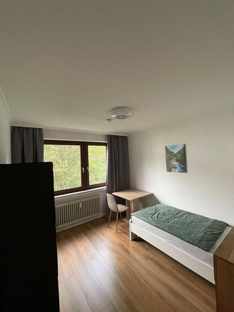 Pronájem bytu 1+1 11 m², Hermann-Böse-Straße, Bremen, Bremen Pronájem bytu 1+1 11 m², Hermann-Böse-Straße, Bremen, Bremen
