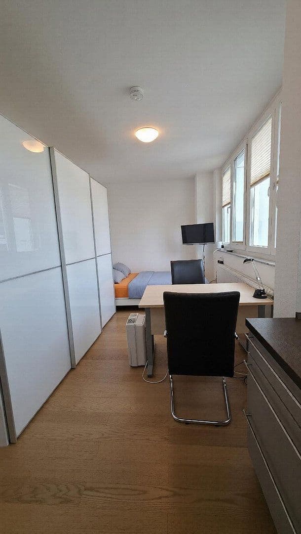 Prodej domu 242 m², pozemek 277 m², Sommerhofenstraße 2, Sindelfingen, Bádensko-Württembersko Prodej domu 242 m², pozemek 277 m², Sommerhofenstraße 2, Sindelfingen, Bádensko-Württembersko