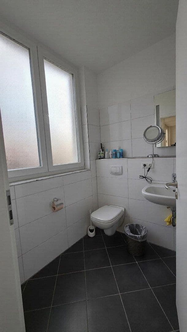 Prodej domu 242 m², pozemek 277 m², Sommerhofenstraße 2, Sindelfingen, Bádensko-Württembersko Prodej domu 242 m², pozemek 277 m², Sommerhofenstraße 2, Sindelfingen, Bádensko-Württembersko