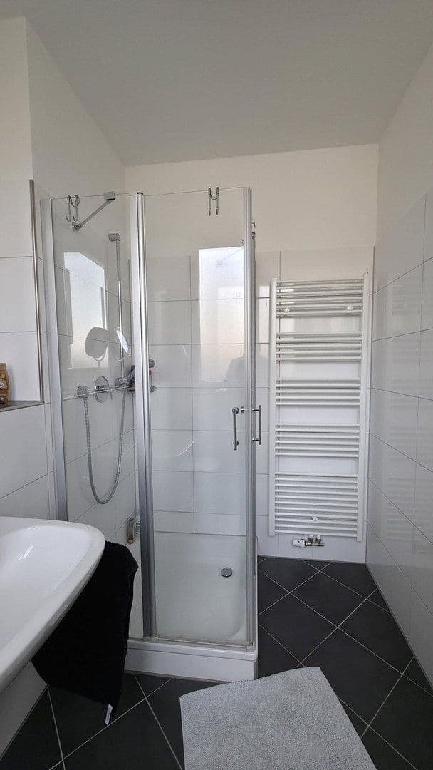 Prodej domu 242 m², pozemek 277 m², Sommerhofenstraße 2, Sindelfingen, Bádensko-Württembersko Prodej domu 242 m², pozemek 277 m², Sommerhofenstraße 2, Sindelfingen, Bádensko-Württembersko