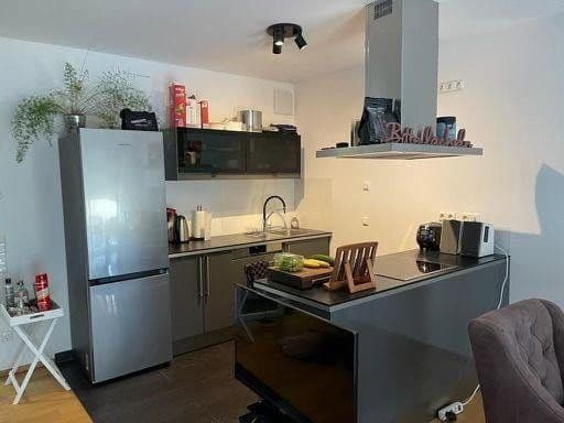 Pronájem bytu 2+1 63 m², Paul Heyse Str. 33c, München, Bavorsko Pronájem bytu 2+1 63 m², Paul Heyse Str. 33c, München, Bavorsko