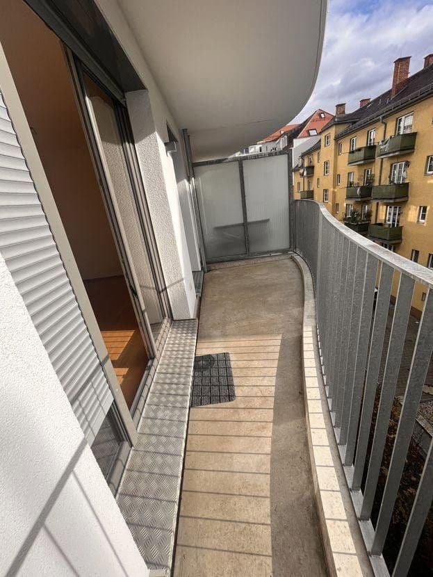 Pronájem bytu 2+1 63 m², Paul Heyse Str. 33c, München, Bavorsko Pronájem bytu 2+1 63 m², Paul Heyse Str. 33c, München, Bavorsko