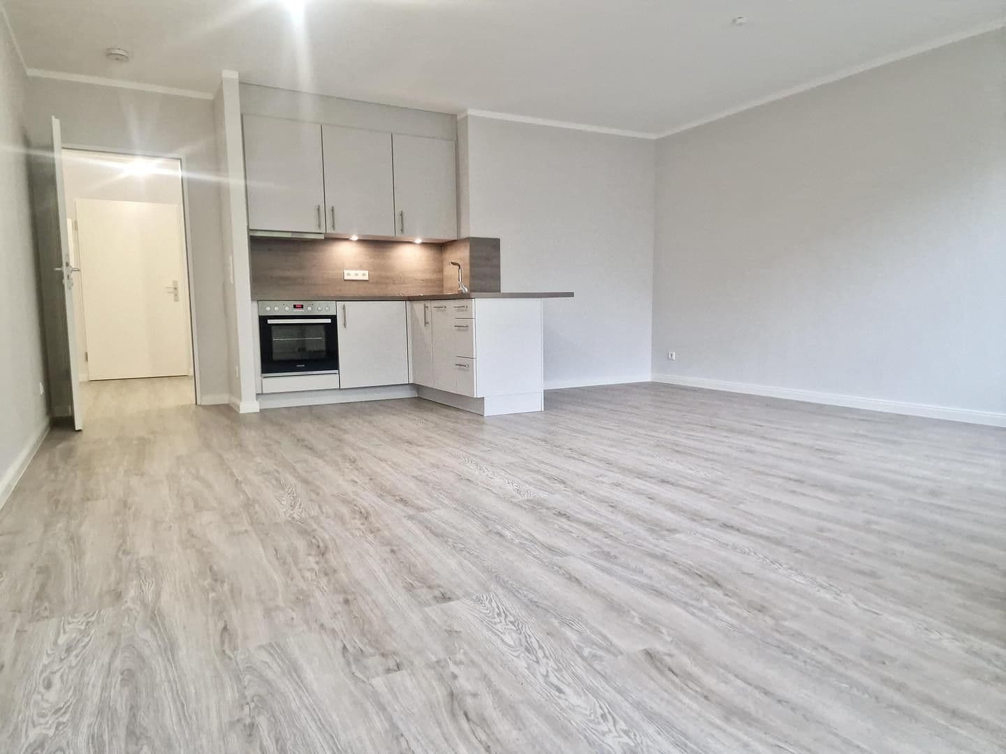 Pronájem bytu 1+1 31 m², Greifswalder Straße 31, Hamburg, Hamburg Pronájem bytu 1+1 31 m², Greifswalder Straße 31, Hamburg, Hamburg