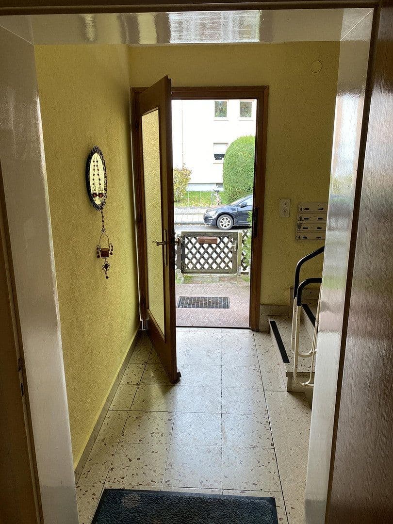 Prodej domu 240 m², pozemek 500 m², Marienbader Straße, Erlangen, Bavorsko Prodej domu 240 m², pozemek 500 m², Marienbader Straße, Erlangen, Bavorsko