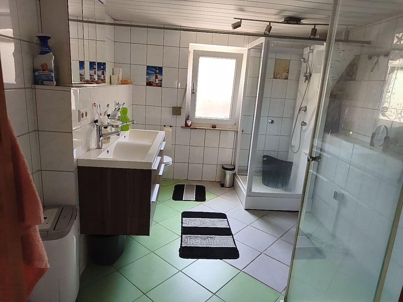 Pronájem bytu 4+1 101 m², Ludwig-Thoma-Str. 21, Albstadt, Bádensko-Württembersko Pronájem bytu 4+1 101 m², Ludwig-Thoma-Str. 21, Albstadt, Bádensko-Württembersko