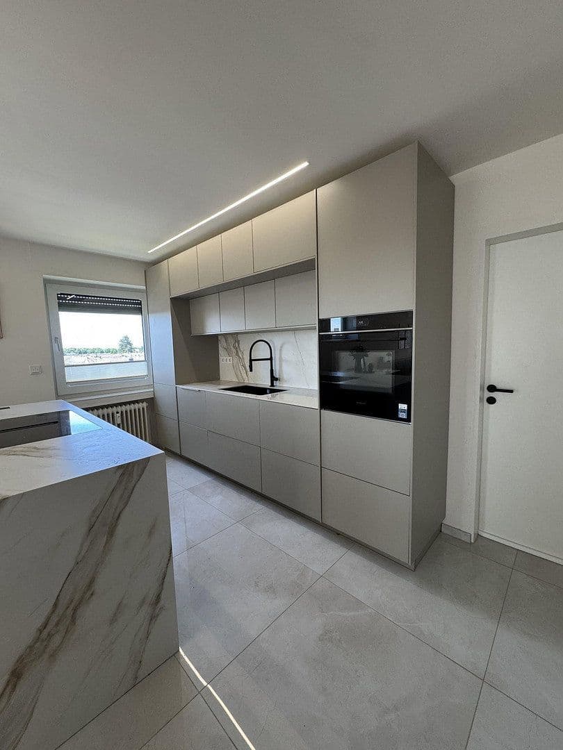 Prodej bytu 4+1 122 m², Erkelenz, Severní Porýní-Vestfálsko Prodej bytu 4+1 122 m², Erkelenz, Severní Porýní-Vestfálsko