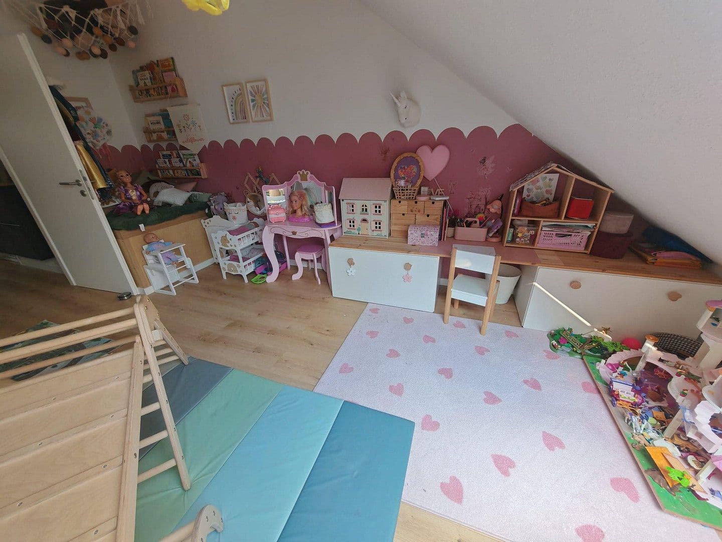 Prodej domu 145 m², pozemek 273 m², Gelsenkirchen, Severní Porýní-Vestfálsko Prodej domu 145 m², pozemek 273 m², Gelsenkirchen, Severní Porýní-Vestfálsko