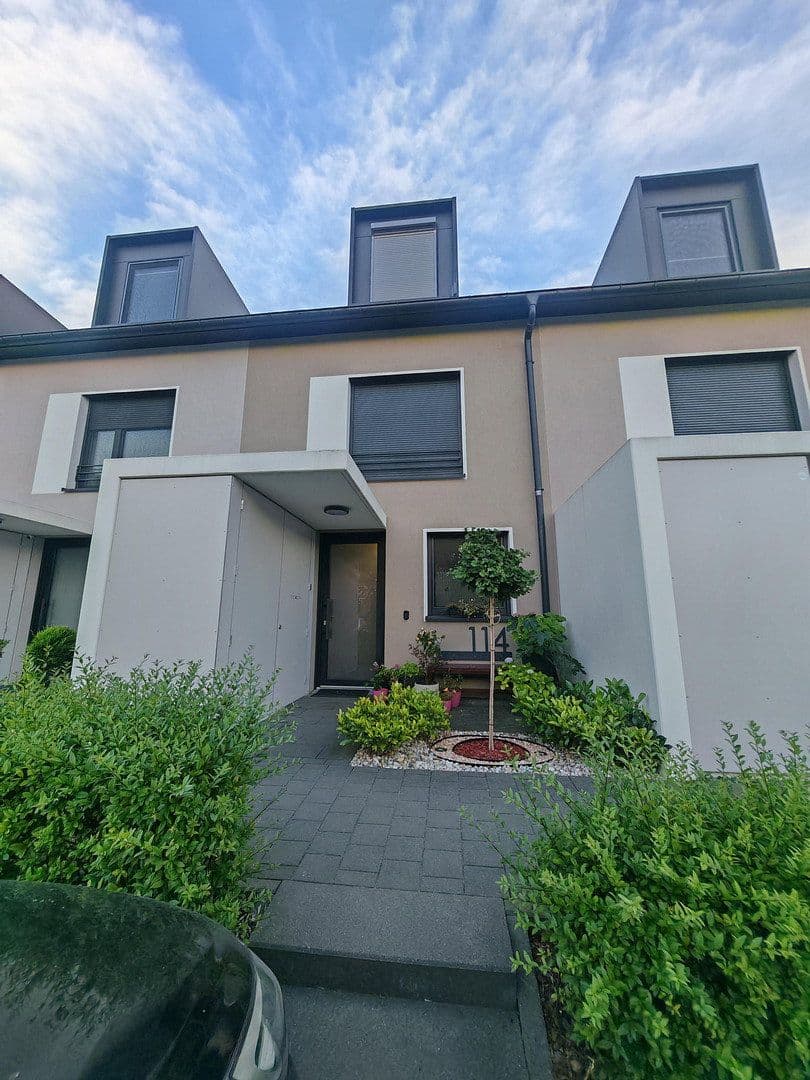 Prodej domu 145 m², pozemek 273 m², Gelsenkirchen, Severní Porýní-Vestfálsko Prodej domu 145 m², pozemek 273 m², Gelsenkirchen, Severní Porýní-Vestfálsko