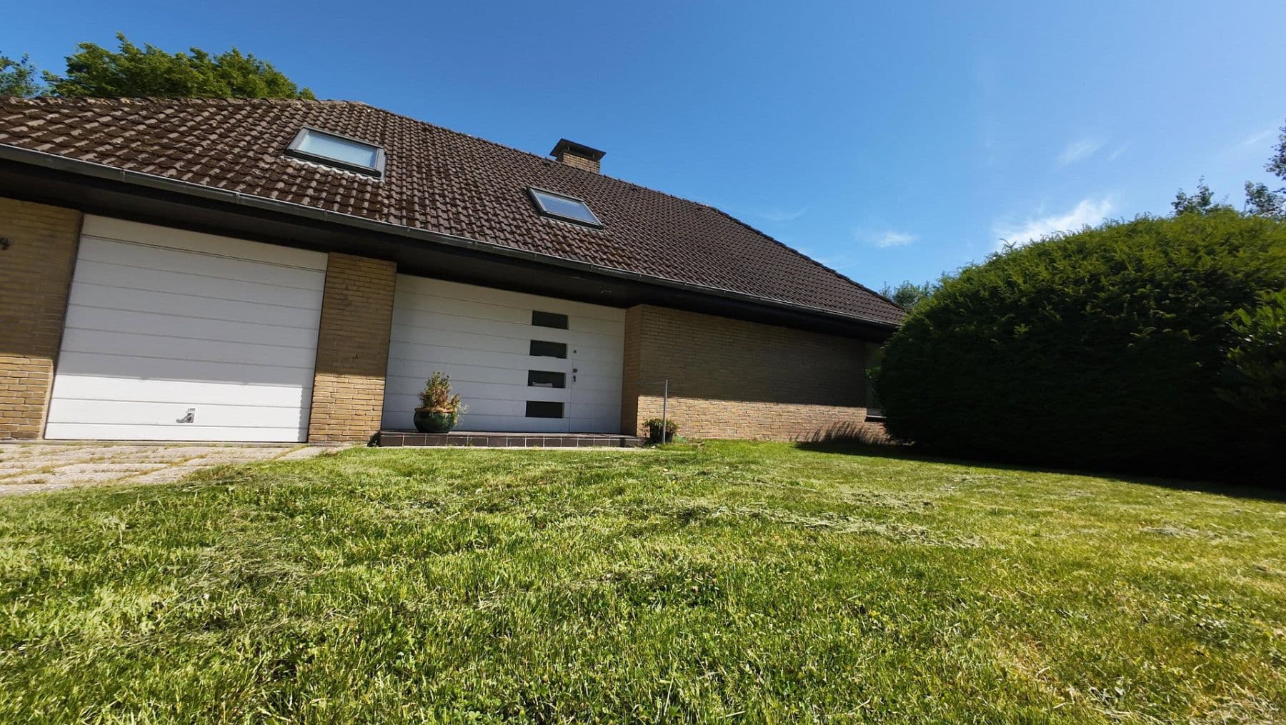 Prodej domu 140 m², pozemek 663 m², Kantstraße 54, Flensburg, Šlesvicko-Holštýnsko Prodej domu 140 m², pozemek 663 m², Kantstraße 54, Flensburg, Šlesvicko-Holštýnsko