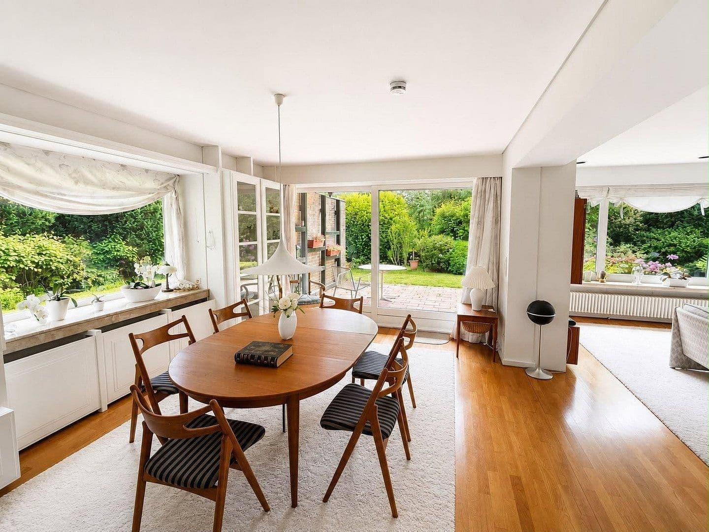Prodej domu 140 m², pozemek 663 m², Kantstraße 54, Flensburg, Šlesvicko-Holštýnsko Prodej domu 140 m², pozemek 663 m², Kantstraße 54, Flensburg, Šlesvicko-Holštýnsko