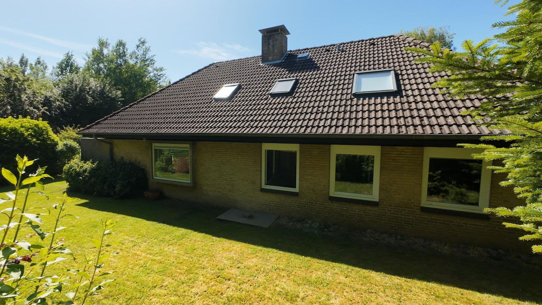 Prodej domu 140 m², pozemek 663 m², Kantstraße 54, Flensburg, Šlesvicko-Holštýnsko Prodej domu 140 m², pozemek 663 m², Kantstraße 54, Flensburg, Šlesvicko-Holštýnsko