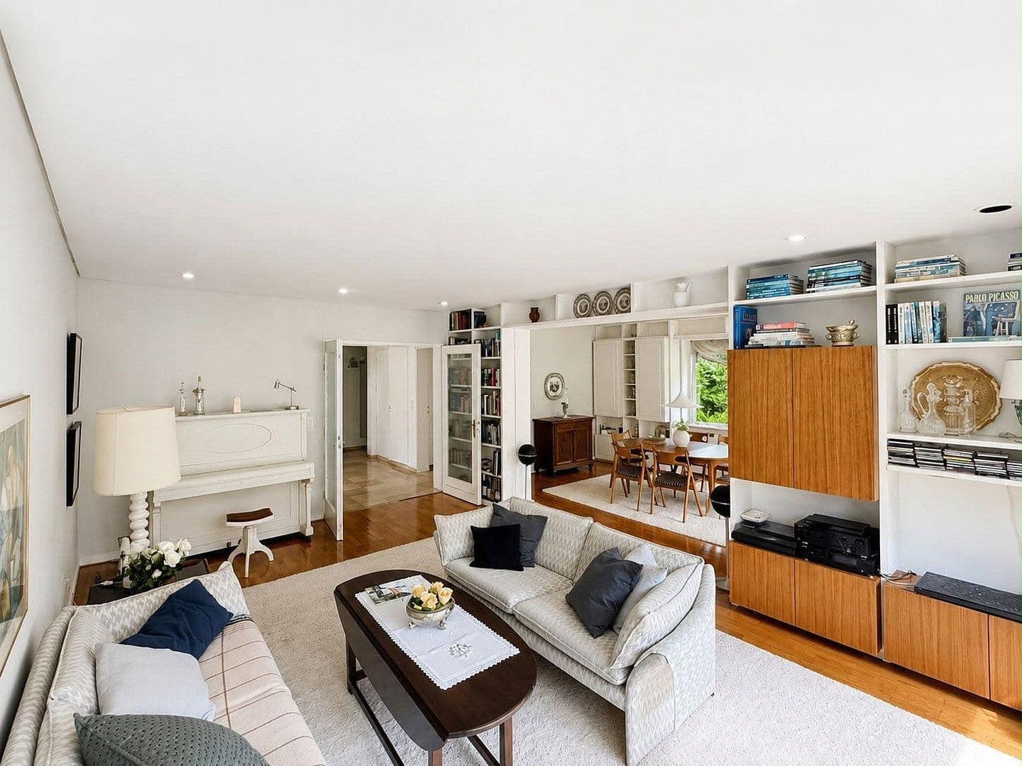 Prodej domu 140 m², pozemek 663 m², Kantstraße 54, Flensburg, Šlesvicko-Holštýnsko Prodej domu 140 m², pozemek 663 m², Kantstraße 54, Flensburg, Šlesvicko-Holštýnsko
