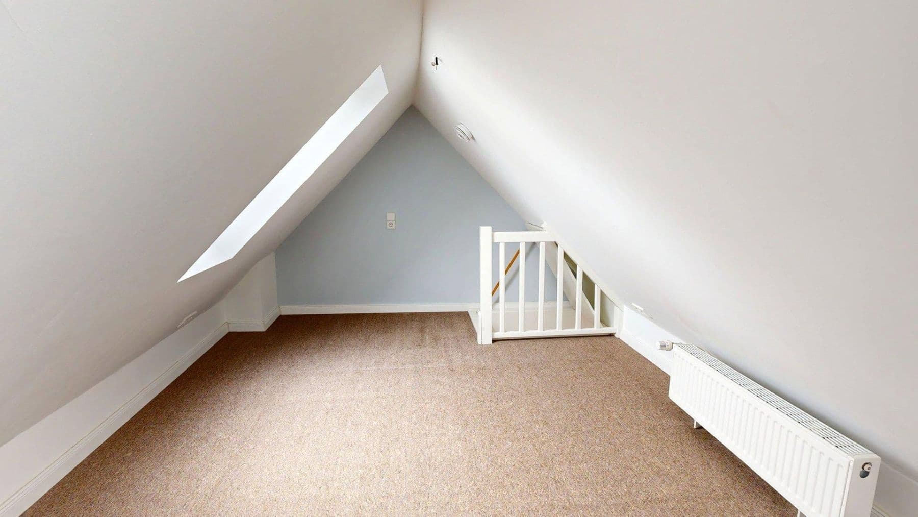 Pronájem domu 170 m², pozemek 184 m², Bremen, Bremen Pronájem domu 170 m², pozemek 184 m², Bremen, Bremen