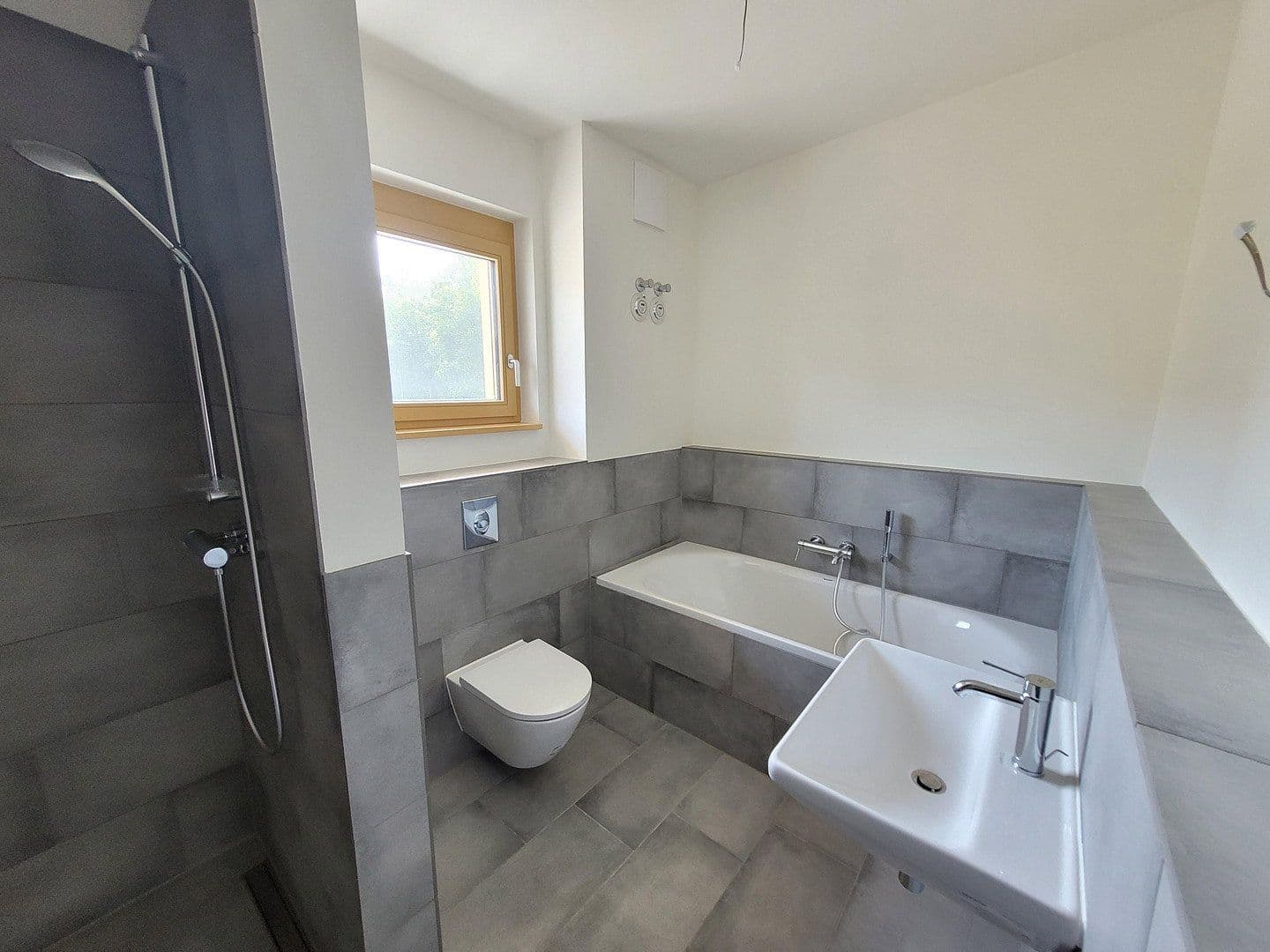 Pronájem bytu 2+1 81 m², Hafenstraße 8A, Markkleeberg, Sasko Pronájem bytu 2+1 81 m², Hafenstraße 8A, Markkleeberg, Sasko