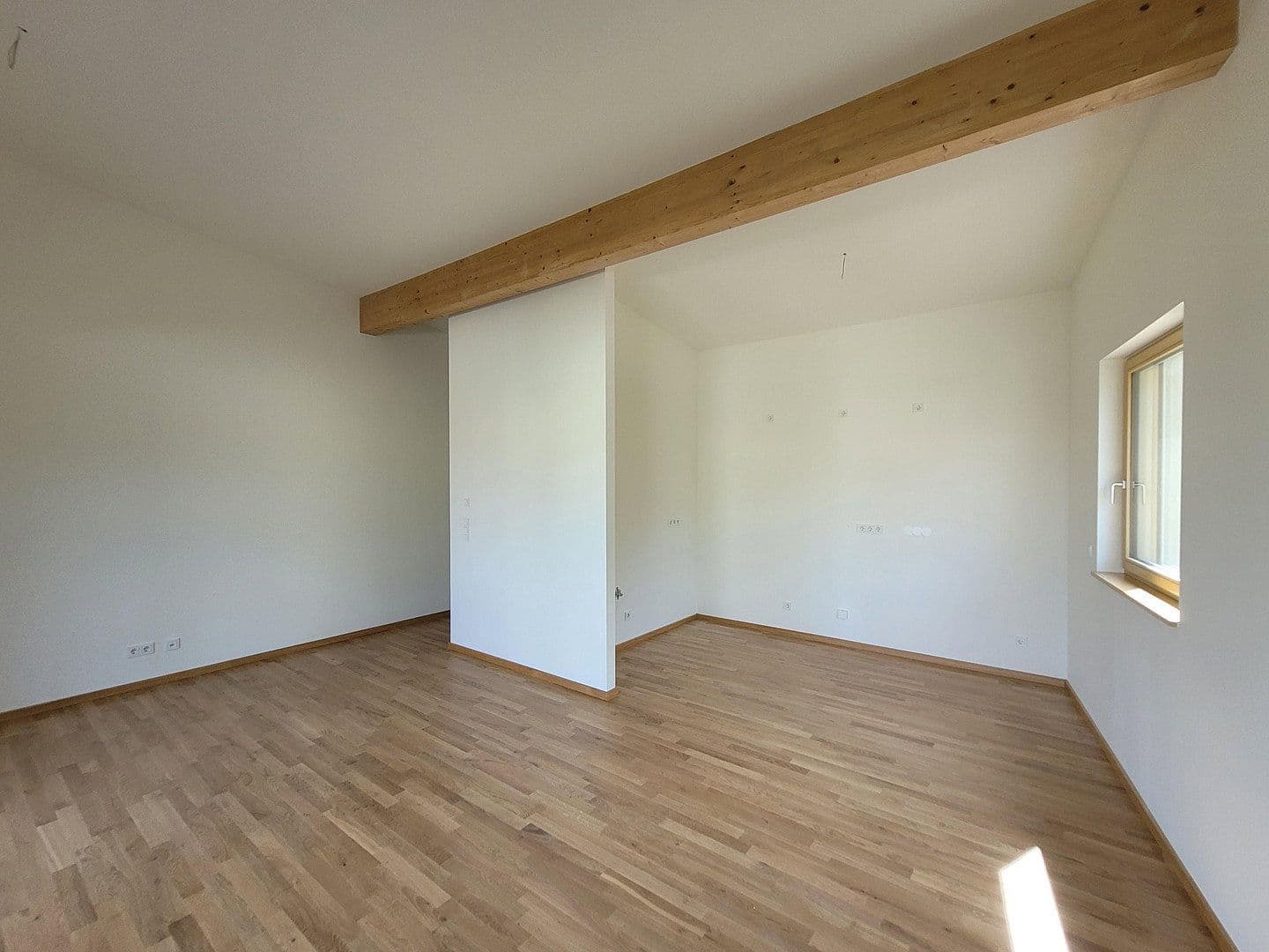 Pronájem bytu 2+1 81 m², Hafenstraße 8A, Markkleeberg, Sasko Pronájem bytu 2+1 81 m², Hafenstraße 8A, Markkleeberg, Sasko