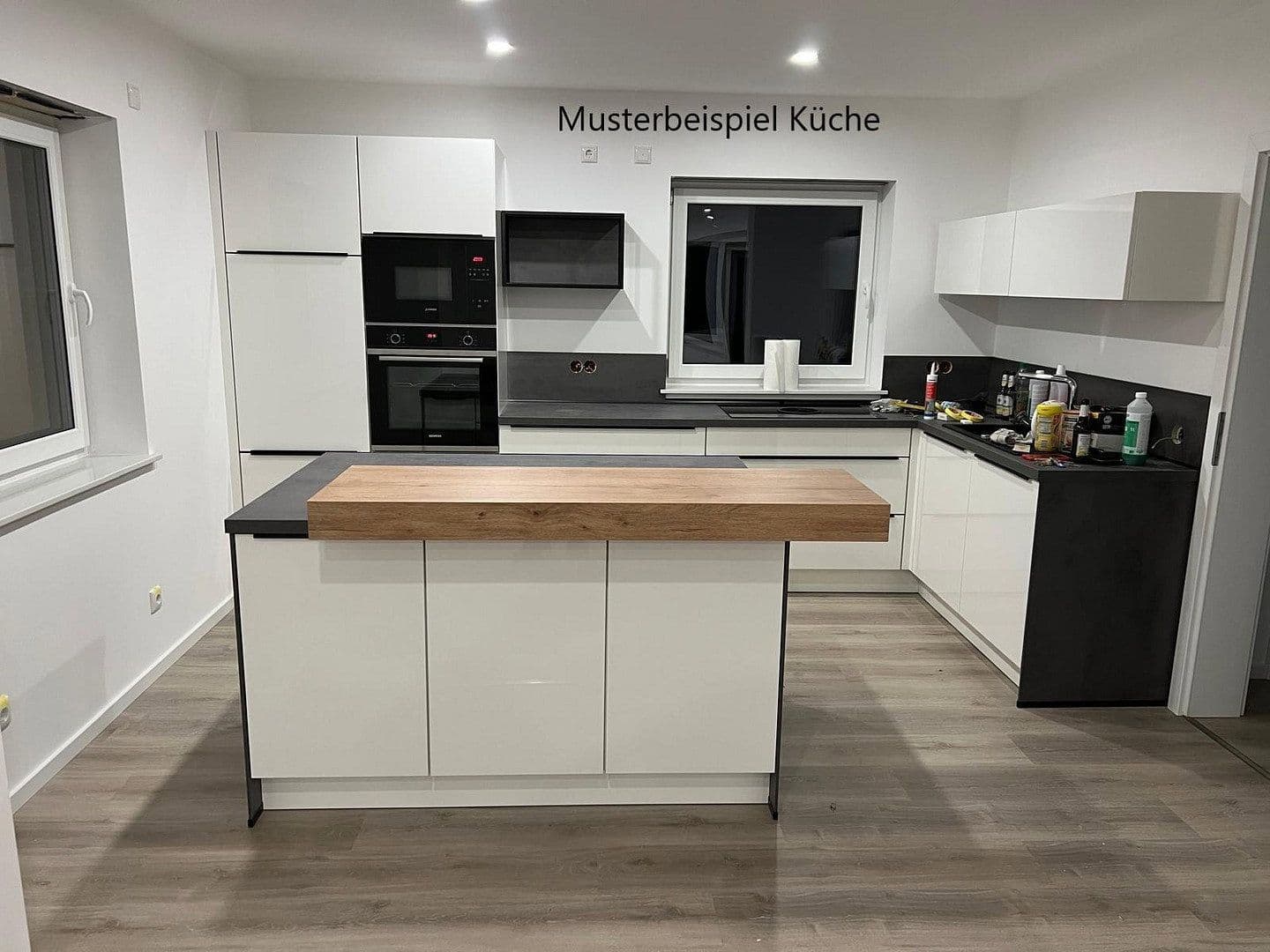 Pronájem bytu 3+1 122 m², Rehburger Str. 35, Rehburg-Loccum, Dolní Sasko Pronájem bytu 3+1 122 m², Rehburger Str. 35, Rehburg-Loccum, Dolní Sasko