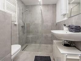 Prodej bytu 2+1 45 m², Düsseldorf, Severní Porýní-Vestfálsko Prodej bytu 2+1 45 m², Düsseldorf, Severní Porýní-Vestfálsko