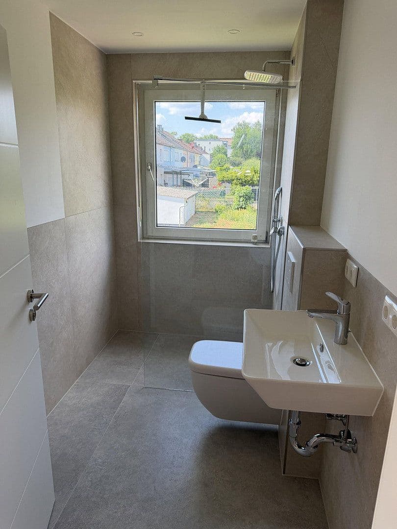 Prodej bytu 5+kk 120 m², Niederwerrn, Bavorsko Prodej bytu 5+kk 120 m², Niederwerrn, Bavorsko