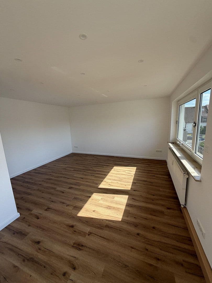 Prodej bytu 5+kk 120 m², Niederwerrn, Bavorsko Prodej bytu 5+kk 120 m², Niederwerrn, Bavorsko