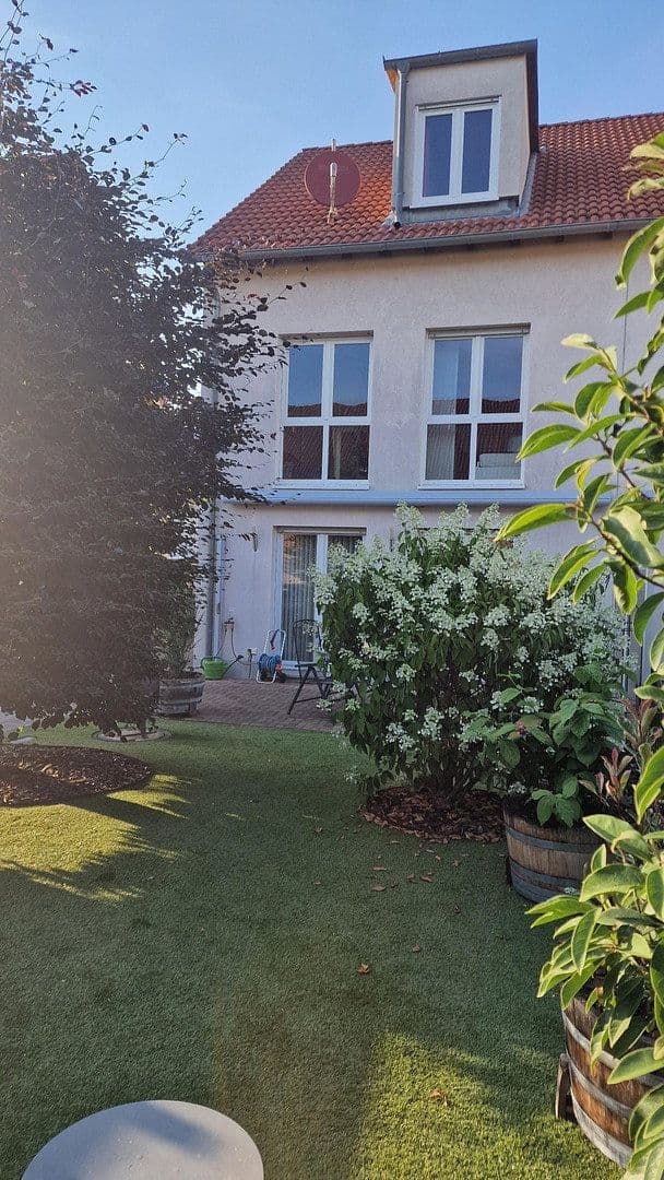 Prodej domu 140 m², pozemek 234 m², Mainhausen, Hessen Prodej domu 140 m², pozemek 234 m², Mainhausen, Hessen