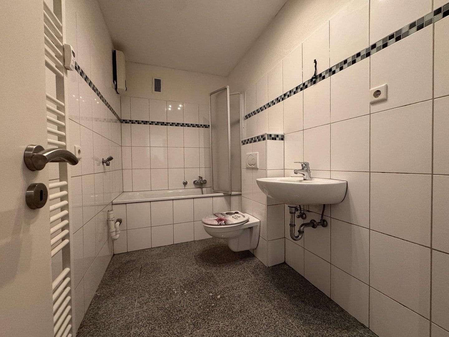 Pronájem bytu 3+1 74 m², Essen, Severní Porýní-Vestfálsko Pronájem bytu 3+1 74 m², Essen, Severní Porýní-Vestfálsko