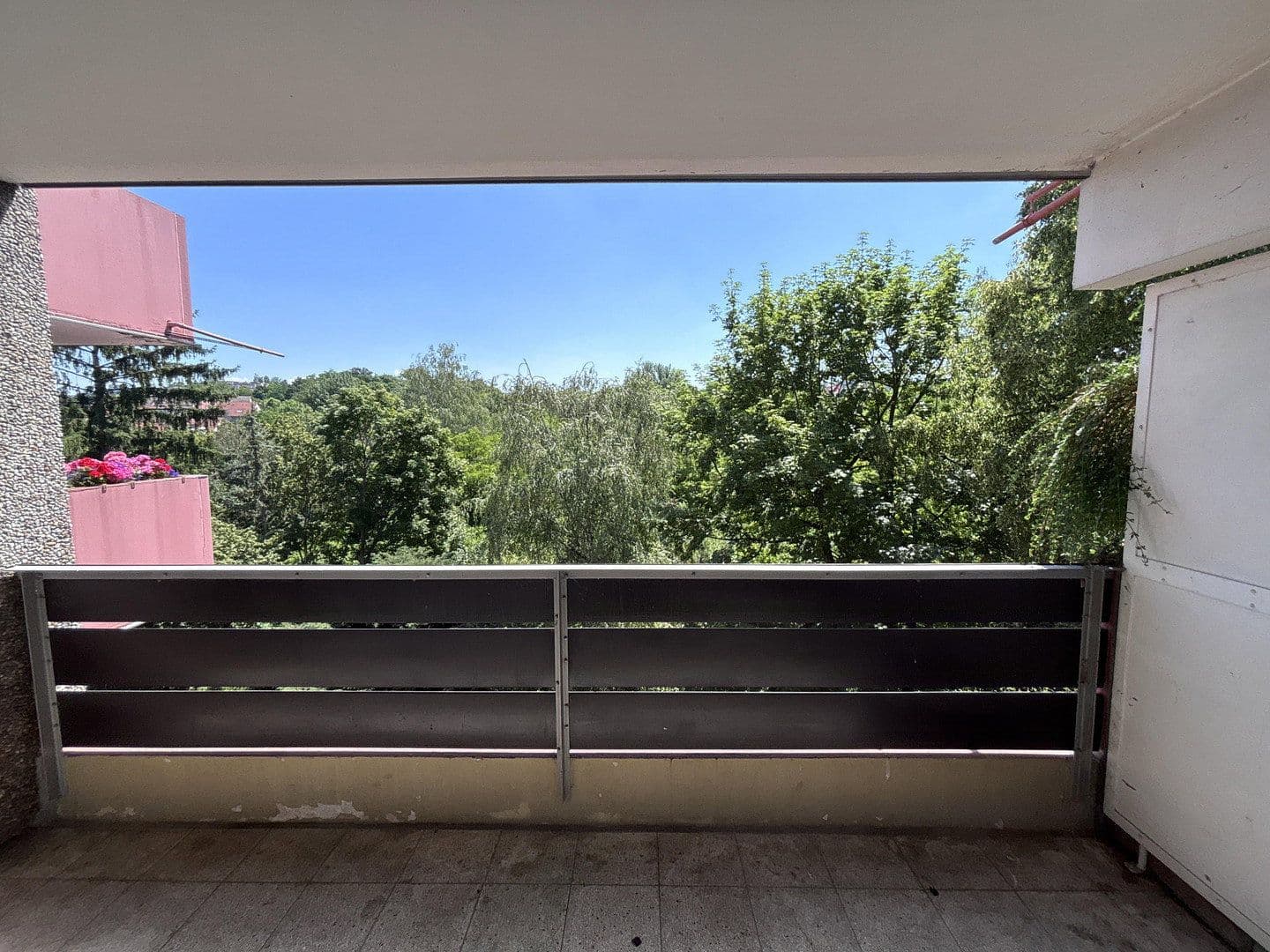 Prodej bytu 1+kk 37 m², Stuttgart-Hofen, Bádensko-Württembersko Prodej bytu 1+kk 37 m², Stuttgart-Hofen, Bádensko-Württembersko