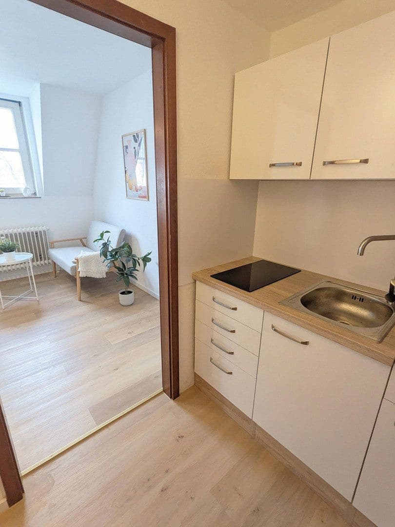 Prodej bytu 1+1 22 m², Schillerstraße 4-8, Heidelberg - Weststadt, Bádensko-Württembersko Prodej bytu 1+1 22 m², Schillerstraße 4-8, Heidelberg - Weststadt, Bádensko-Württembersko