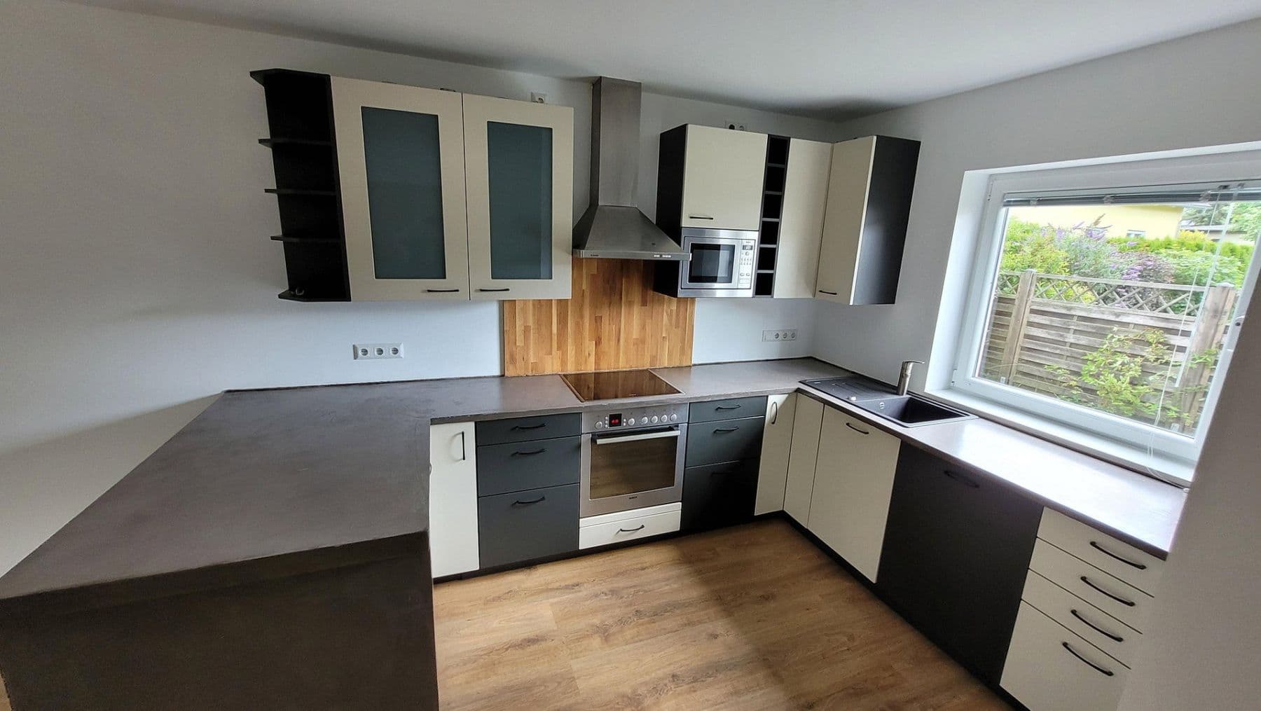 Prodej domu 122 m², pozemek 810 m², Zetkinweg, 12, Brieselang, Braniborsko Prodej domu 122 m², pozemek 810 m², Zetkinweg, 12, Brieselang, Braniborsko