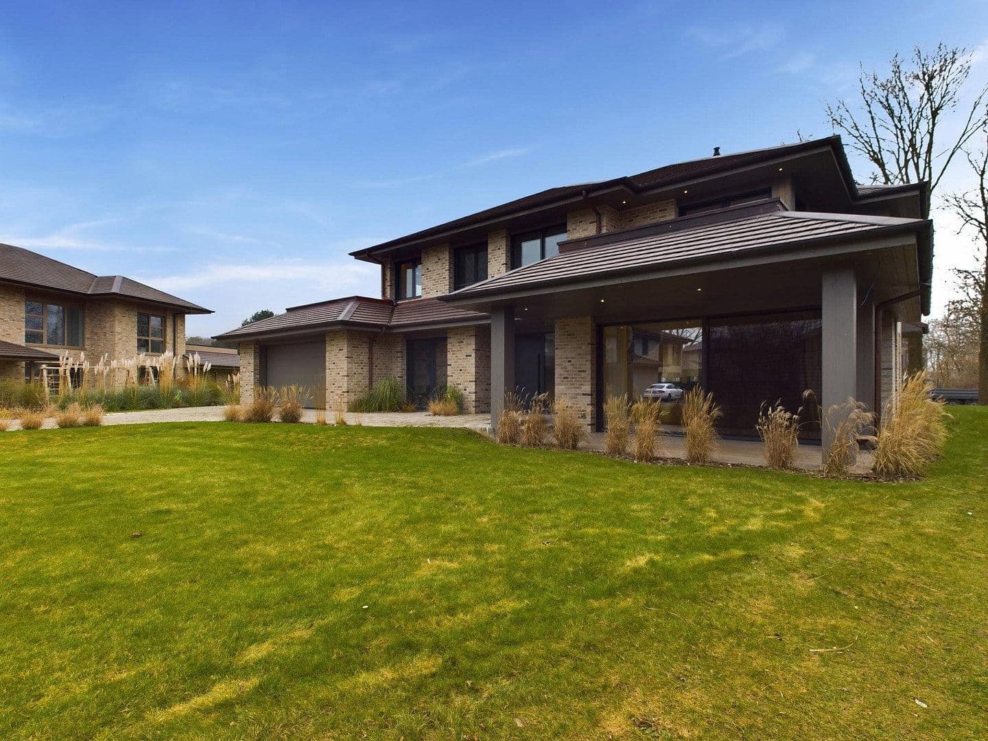 Prodej domu 300 m², pozemek 1.000 m², Wildeshausen, Dolní Sasko Prodej domu 300 m², pozemek 1.000 m², Wildeshausen, Dolní Sasko