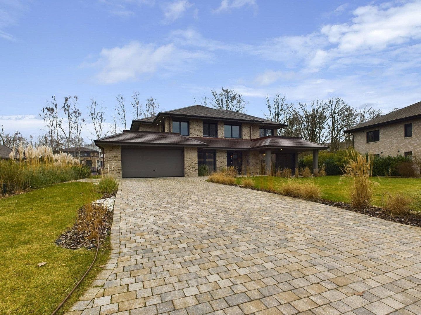 Prodej domu 300 m², pozemek 1.000 m², Wildeshausen, Dolní Sasko Prodej domu 300 m², pozemek 1.000 m², Wildeshausen, Dolní Sasko