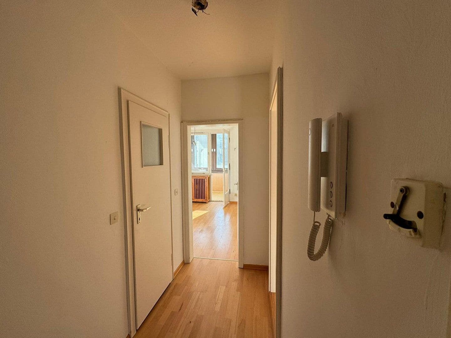 Prodej bytu 4+1 121 m², Eisenstraße 11, Düsseldorf, Severní Porýní-Vestfálsko Prodej bytu 4+1 121 m², Eisenstraße 11, Düsseldorf, Severní Porýní-Vestfálsko