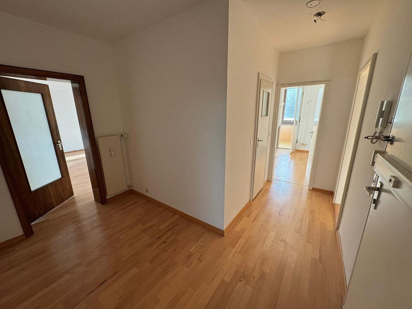 Prodej bytu 4+1 121 m², Eisenstraße 11, Düsseldorf, Severní Porýní-Vestfálsko Prodej bytu 4+1 121 m², Eisenstraße 11, Düsseldorf, Severní Porýní-Vestfálsko