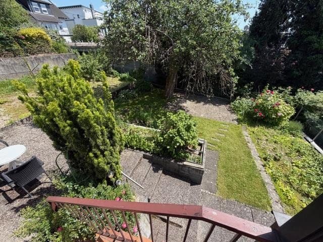 Prodej domu 180 m², pozemek 500 m², Odenwaldblick 14, Wiesbaden, Hessen Prodej domu 180 m², pozemek 500 m², Odenwaldblick 14, Wiesbaden, Hessen