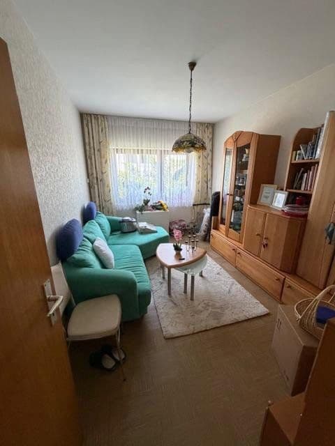 Prodej domu 180 m², pozemek 500 m², Odenwaldblick 14, Wiesbaden, Hessen Prodej domu 180 m², pozemek 500 m², Odenwaldblick 14, Wiesbaden, Hessen