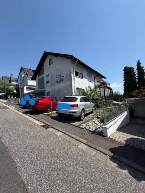 Prodej domu 180 m², pozemek 500 m², Odenwaldblick 14, Wiesbaden, Hessen Prodej domu 180 m², pozemek 500 m², Odenwaldblick 14, Wiesbaden, Hessen