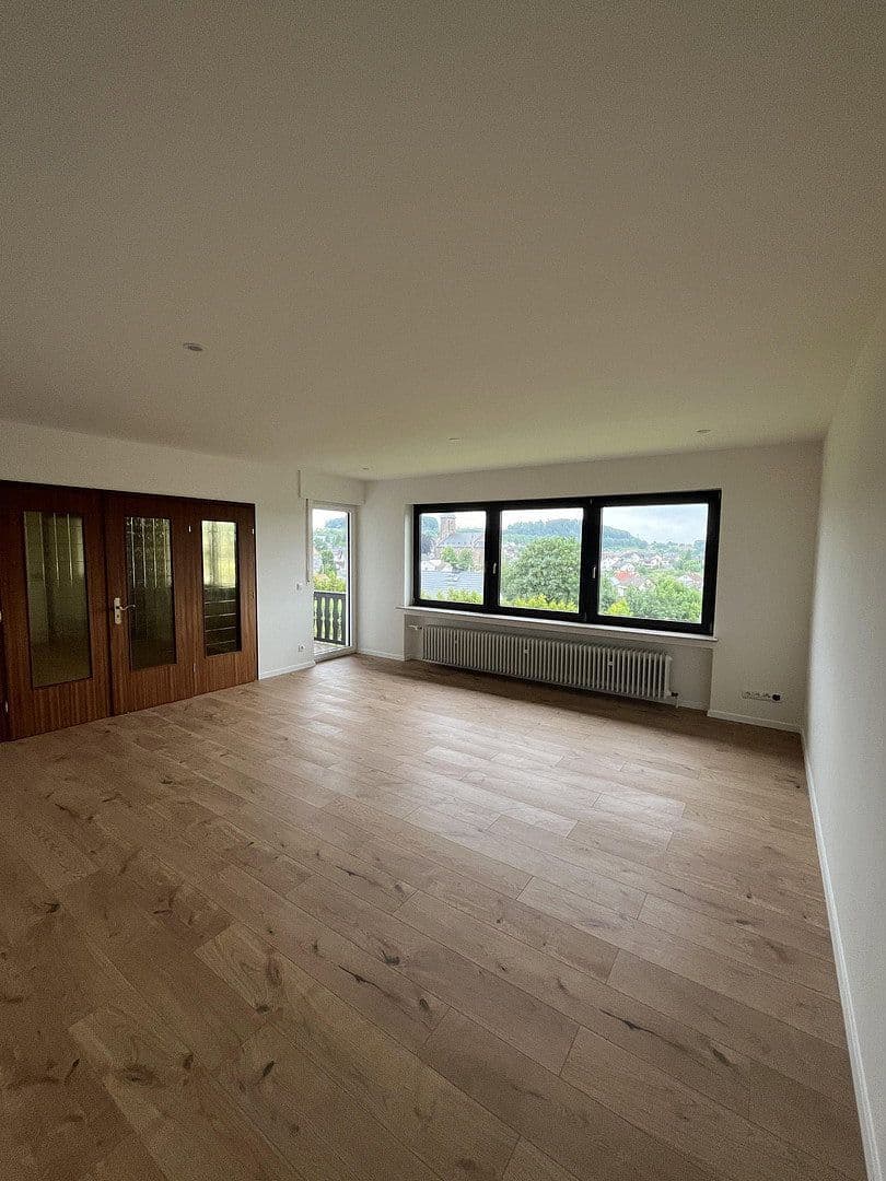 Pronájem bytu 4+kk 119 m², Moselstraße 9, Nentershausen, Porýní-Falc Pronájem bytu 4+kk 119 m², Moselstraße 9, Nentershausen, Porýní-Falc
